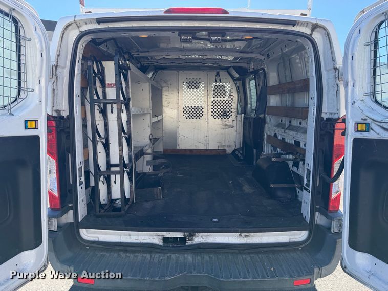 image for item EP3068 2016 Ford Transit 250 van