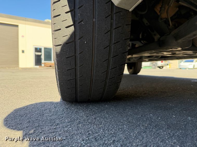 image for item EP3068 2016 Ford Transit 250 van