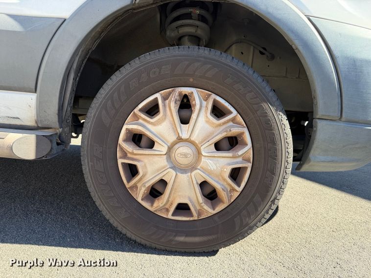 image for item EP3068 2016 Ford Transit 250 van