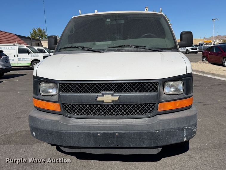 image for item EP3070 2015 Chevrolet Express 2500 van