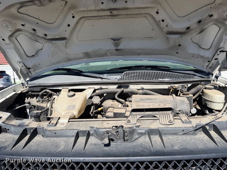 image for item EP3070 2015 Chevrolet Express 2500 van