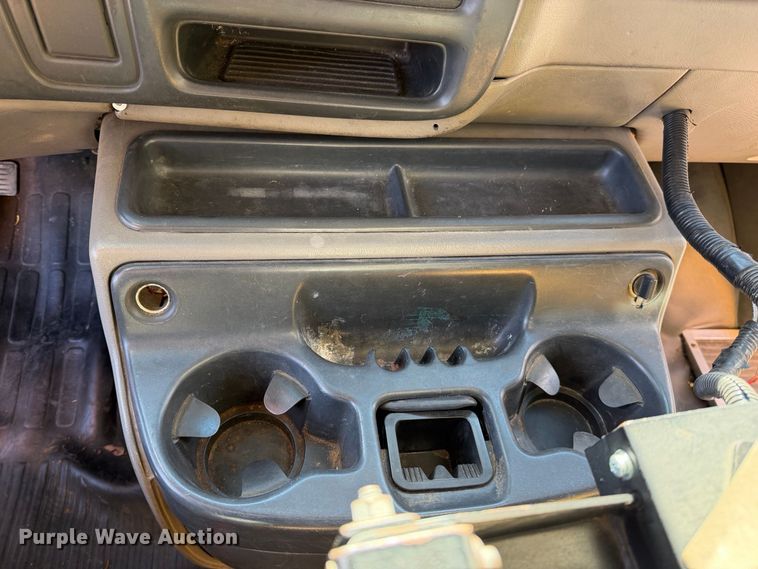 image for item EP3104 1999 Chevrolet Express camper