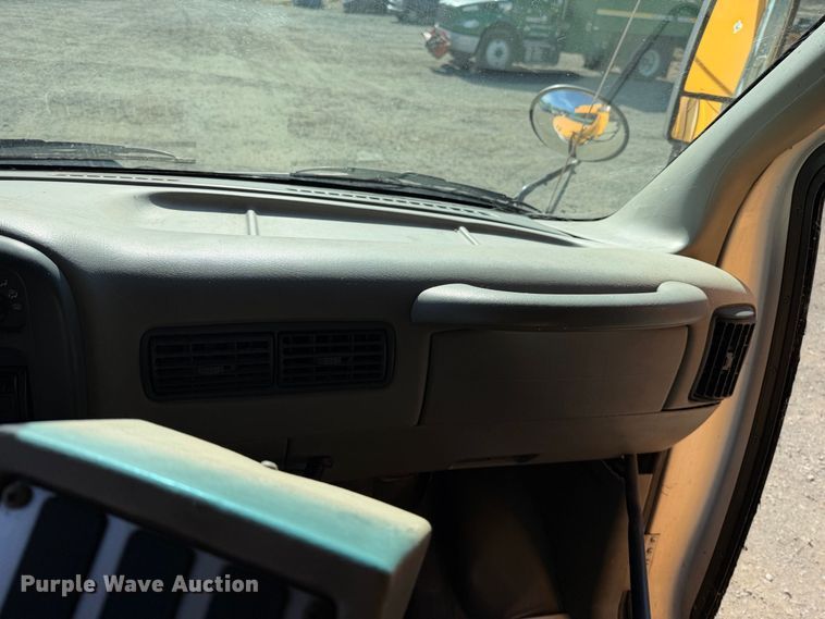 image for item EP3104 1999 Chevrolet Express camper