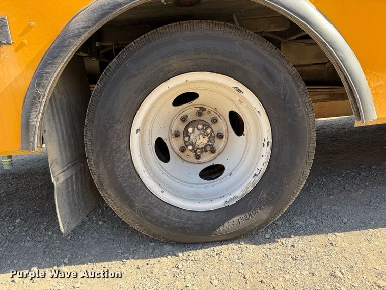 image for item EP3104 1999 Chevrolet Express camper
