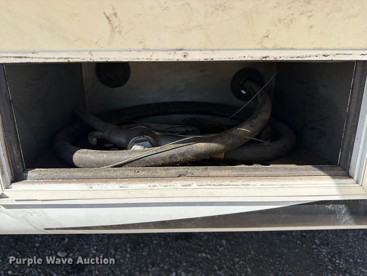 image for item EP7920 2011 Forest River XLR 386X12 camper