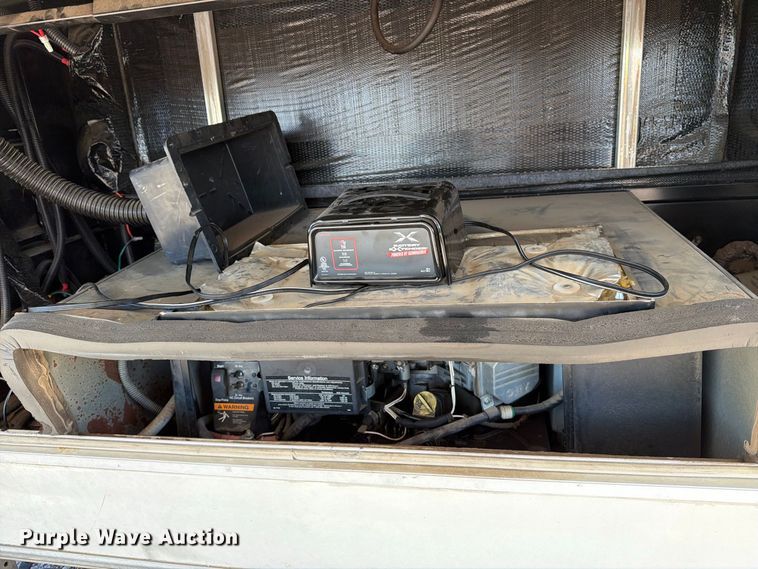 image for item EP7920 2011 Forest River XLR 386X12 camper