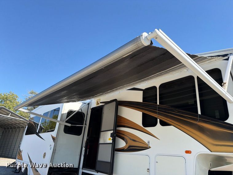 image for item EP7920 2011 Forest River XLR 386X12 camper