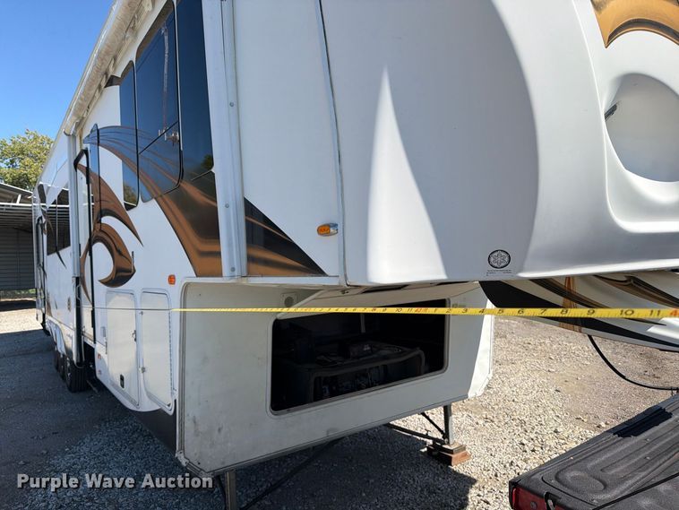 image for item EP7920 2011 Forest River XLR 386X12 camper