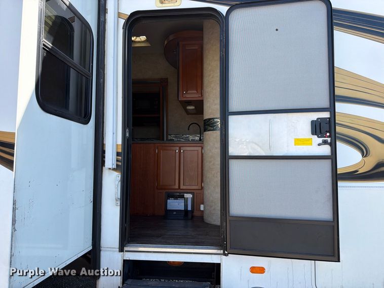 image for item EP7920 2011 Forest River XLR 386X12 camper