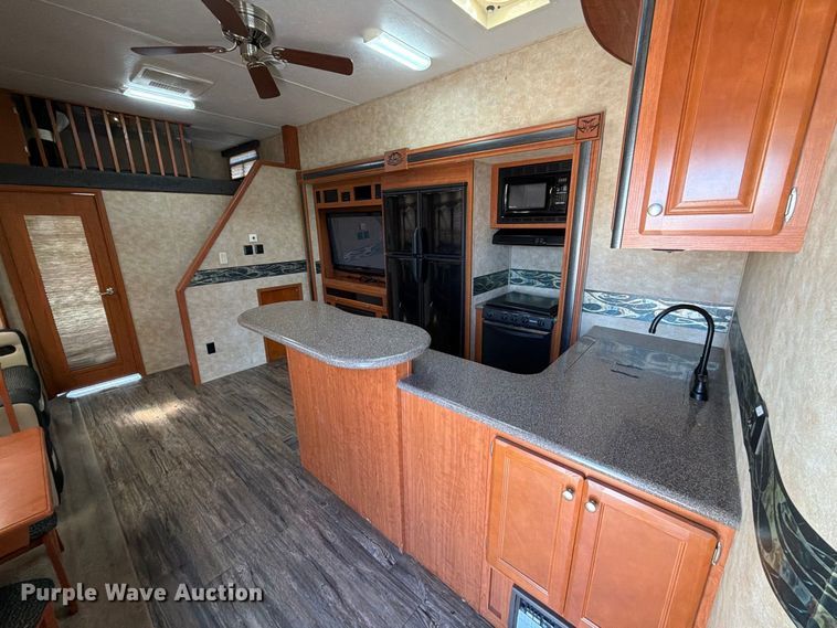 image for item EP7920 2011 Forest River XLR 386X12 camper