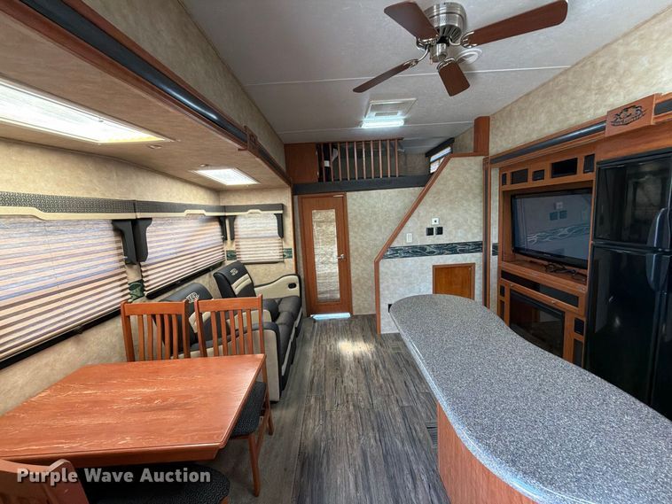 image for item EP7920 2011 Forest River XLR 386X12 camper