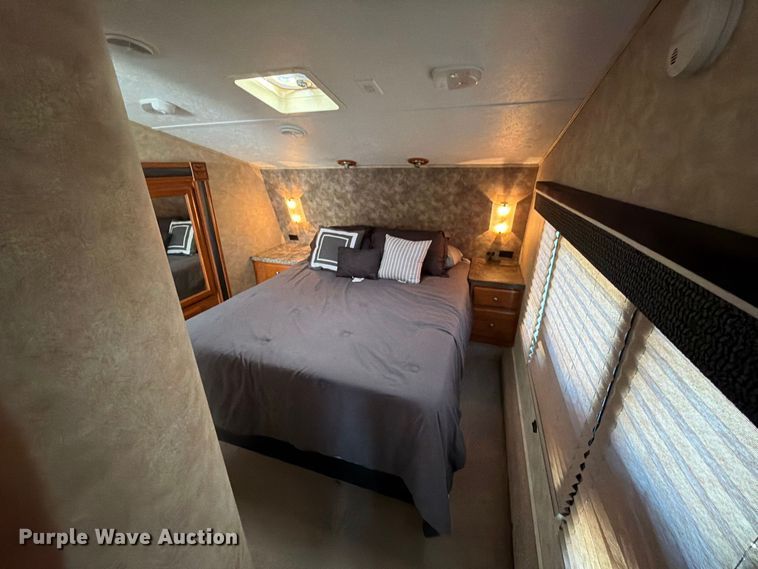 image for item EP7920 2011 Forest River XLR 386X12 camper
