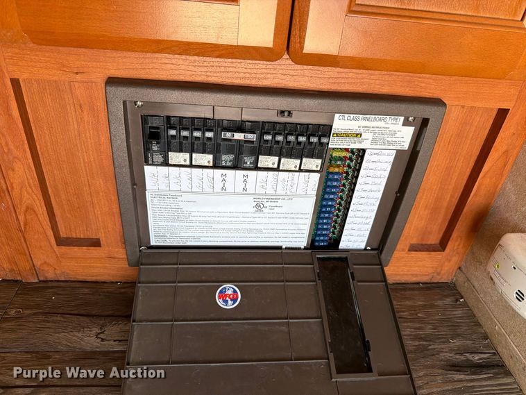 image for item EP7920 2011 Forest River XLR 386X12 camper