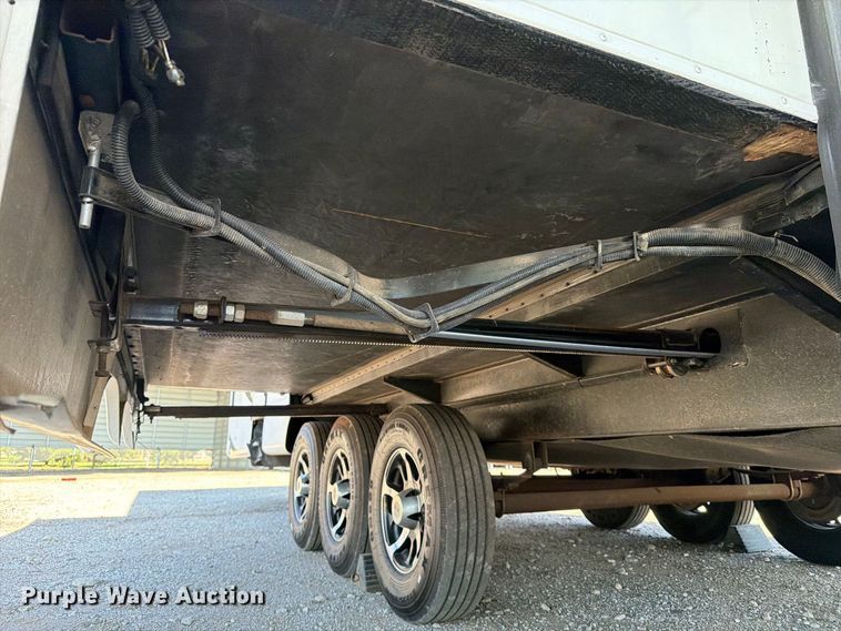 image for item EP7920 2011 Forest River XLR 386X12 camper