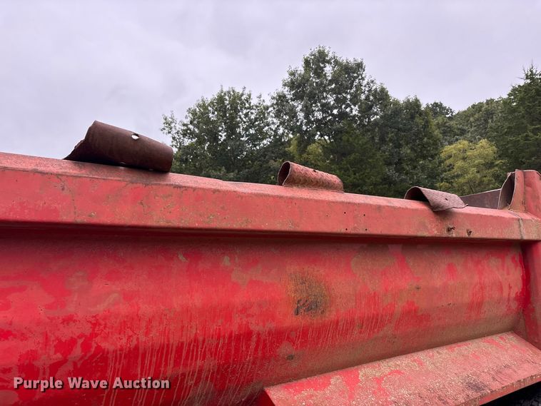 image for item ER3385 1985 Mack R688ST dump truck