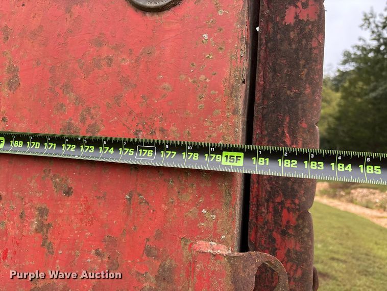 image for item ER3385 1985 Mack R688ST dump truck