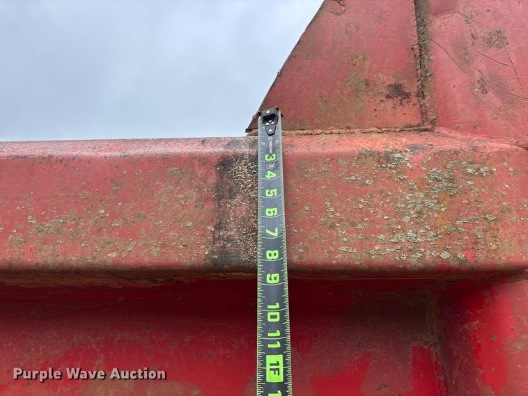 image for item ER3385 1985 Mack R688ST dump truck