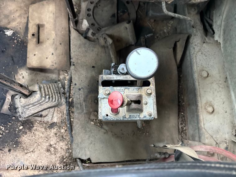 image for item ER3385 1985 Mack R688ST dump truck