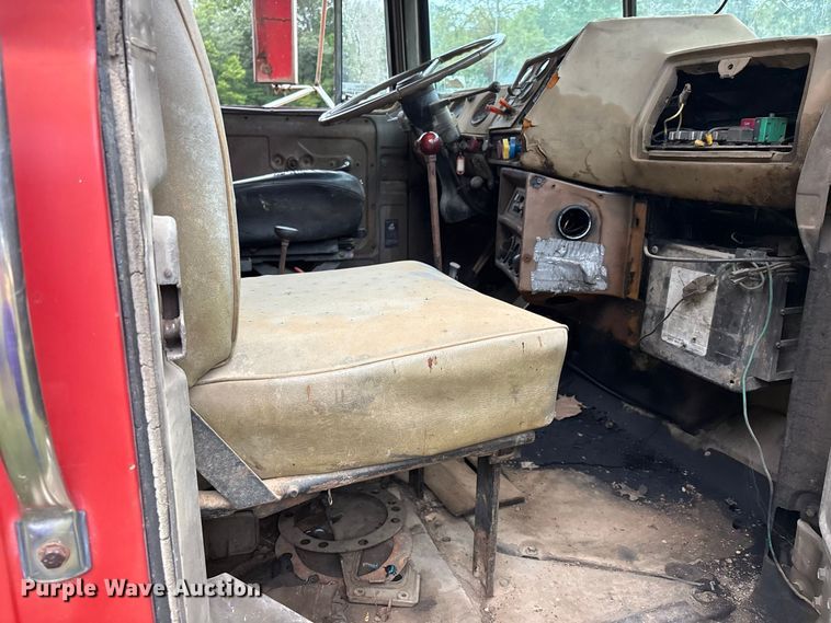 image for item ER3385 1985 Mack R688ST dump truck
