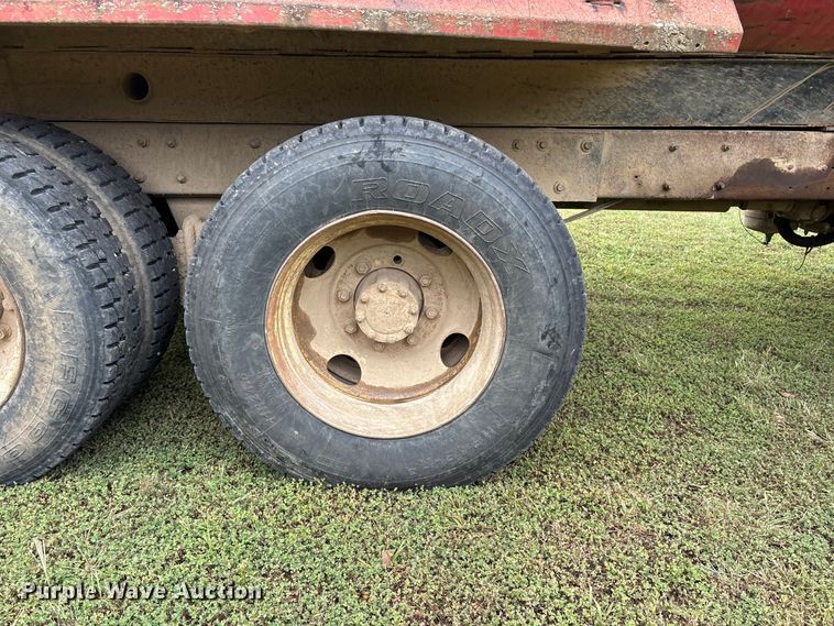 image for item ER3385 1985 Mack R688ST dump truck
