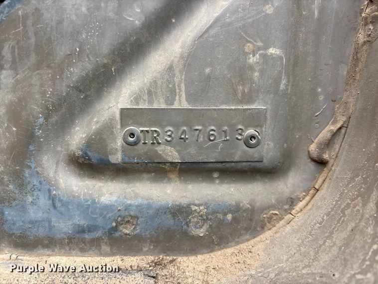 image for item ER3385 1985 Mack R688ST dump truck