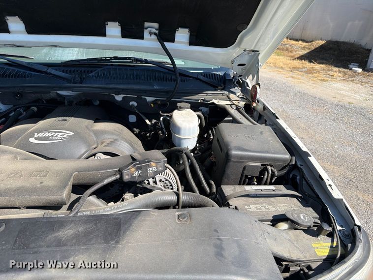 image for item ER3481 2003 Cadillac Escalade limousine