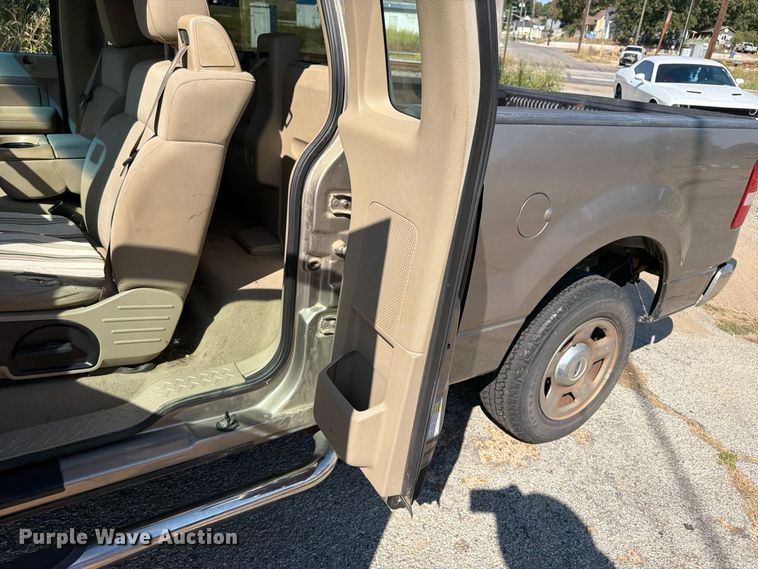image for item ER3494 2006 Ford F150 pickup truck