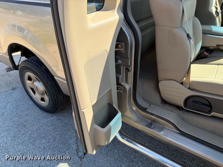 image for item ER3494 2006 Ford F150 pickup truck