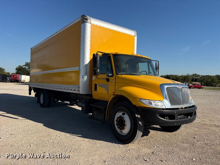 image for item ES8273 2016 International MA025 box truck