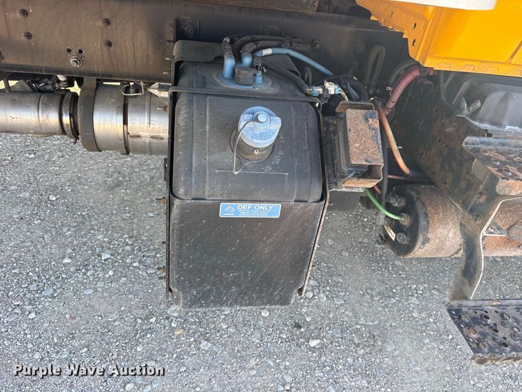 image for item ES8273 2016 International MA025 box truck