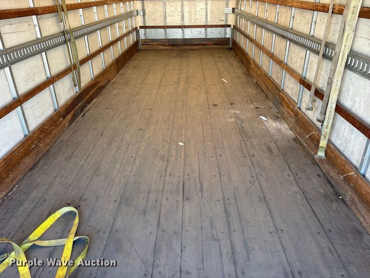 image for item ES8273 2016 International MA025 box truck