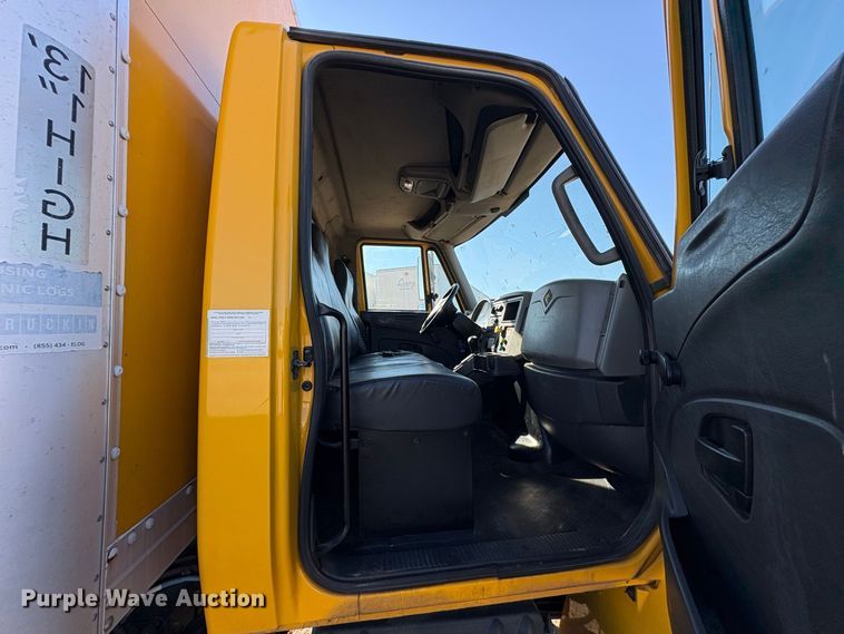 image for item ES8273 2016 International MA025 box truck