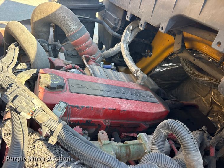 image for item ES8273 2016 International MA025 box truck
