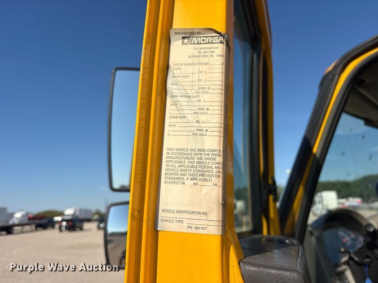 image for item ES8273 2016 International MA025 box truck