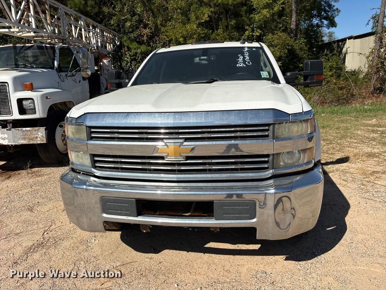 image for item ES8281 2015 Chevrolet Silverado 3500HD Crew Cab dump flatbed pickup truck