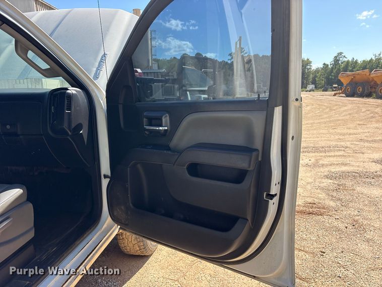 image for item ES8281 2015 Chevrolet Silverado 3500HD Crew Cab dump flatbed pickup truck