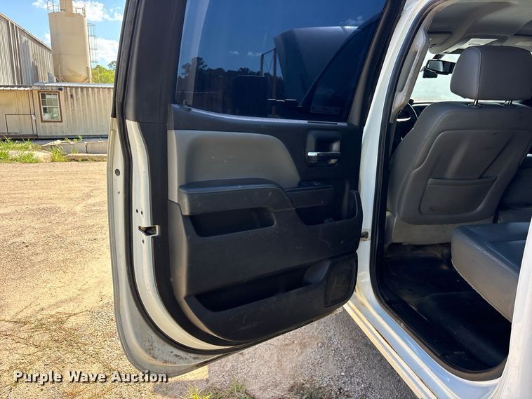 image for item ES8281 2015 Chevrolet Silverado 3500HD Crew Cab dump flatbed pickup truck