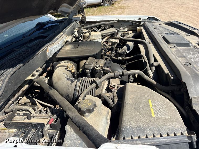 image for item ES8281 2015 Chevrolet Silverado 3500HD Crew Cab dump flatbed pickup truck