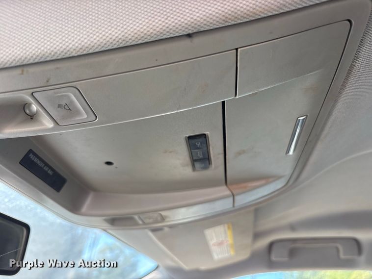 image for item ES8282 2015 Chevrolet Silverado 2500HD Ext. Cab utility bed pickup truck
