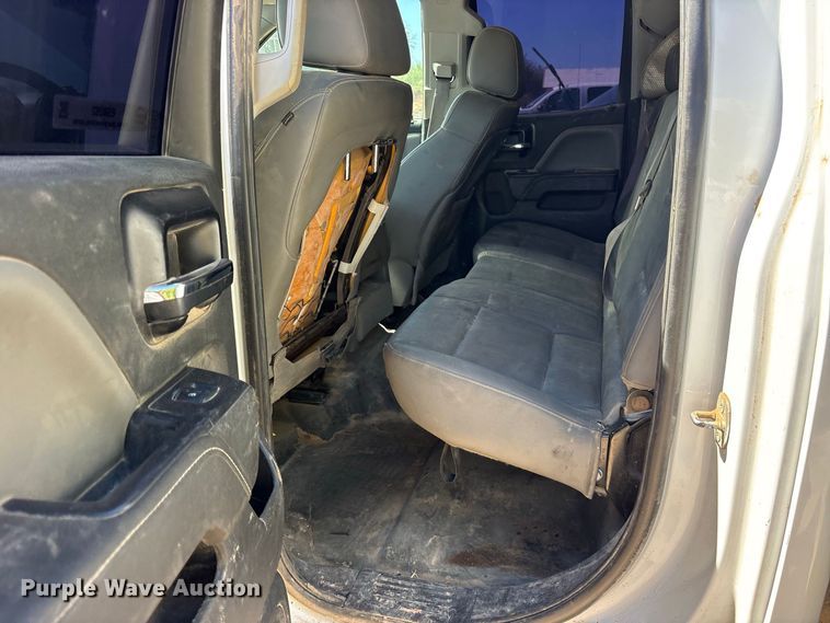image for item ES8282 2015 Chevrolet Silverado 2500HD Ext. Cab utility bed pickup truck