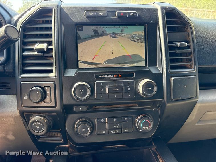 image for item ES8283 2018 Ford F150 Crew Cab pickup truck