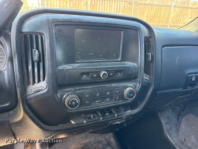 image for item ES8284 2016 Chevrolet Silverado 1500 Ext. Cab pickup truck
