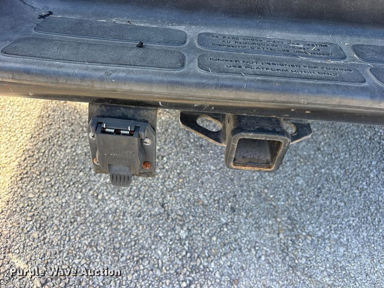 image for item ES8316 2017 Chevrolet Express 2500 van