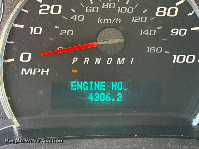 image for item ES8316 2017 Chevrolet Express 2500 van