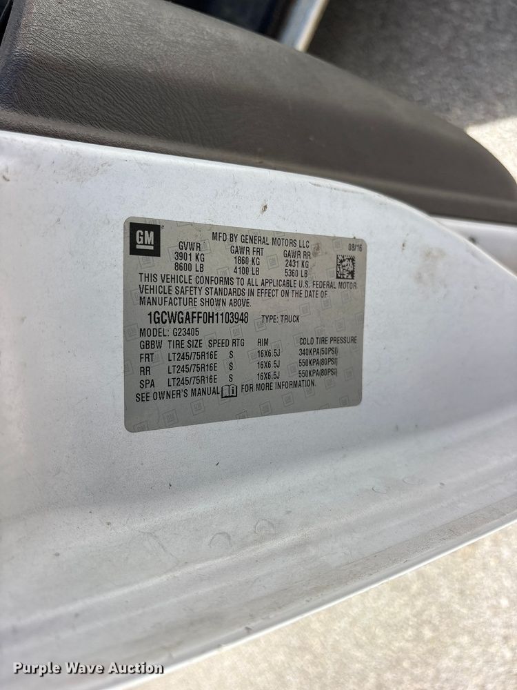 image for item ES8316 2017 Chevrolet Express 2500 van