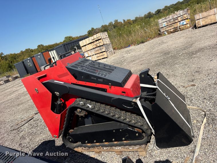 image for item ES8354 Erie SCL850 compact utility loader
