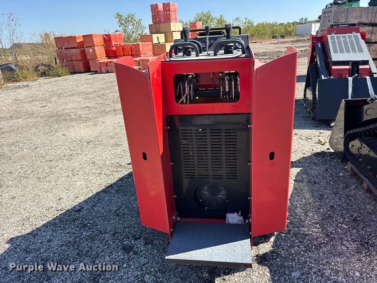 image for item ES8354 Erie SCL850 compact utility loader