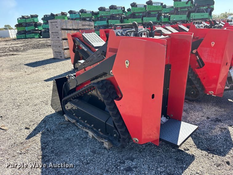 image for item ES8354 Erie SCL850 compact utility loader
