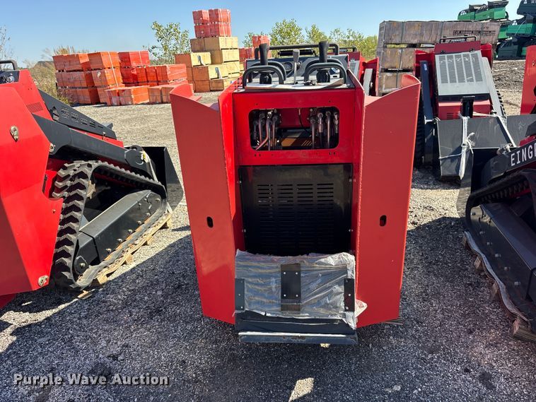 image for item ES8355 2024 Erie SCL850 compact utility loader