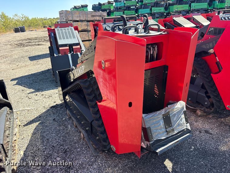 image for item ES8355 2024 Erie SCL850 compact utility loader